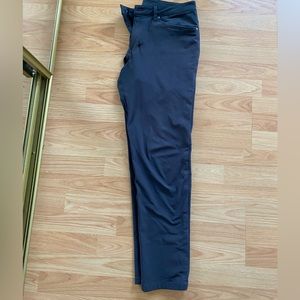 ABC Classic-Fit 5 Pocket Pant 32"
Warpstreme - Charcoal